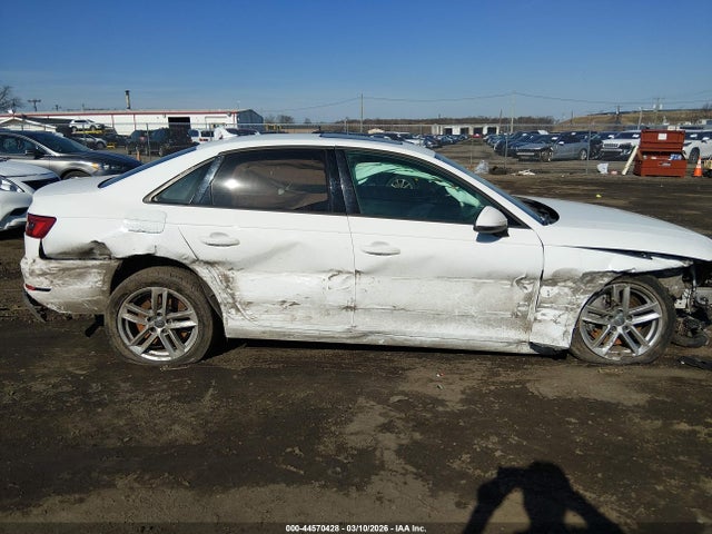 44570428 :رقم المزاد ، WAUANAF49HN064832 vin ، 2017 Audi A4 2.0t Premium مزاد بيع