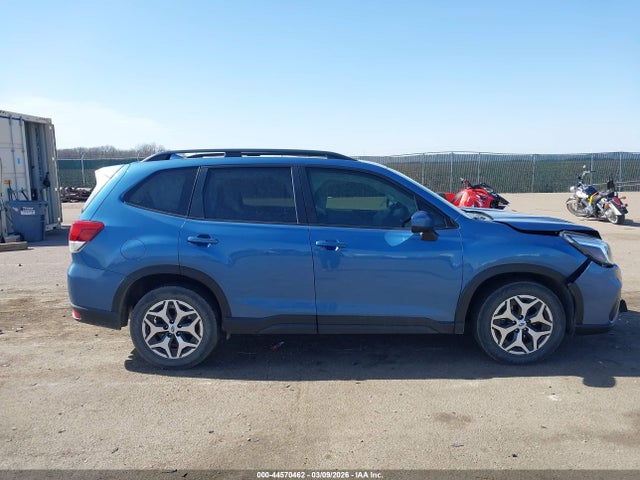 Продажа на аукционе авто 2019 Subaru Forester Premium, vin: JF2SKAGC3KH442916, номер лота: 44570462