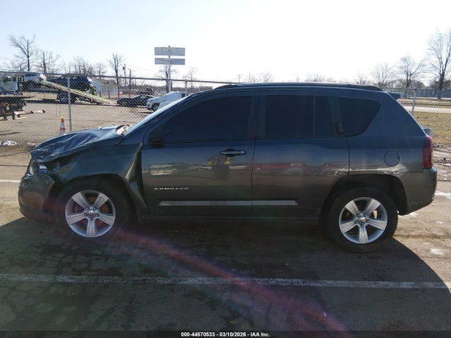 2017 Jeep Compass Latitude 4x4 მანქანა იყიდება აუქციონზე, vin: 1C4NJDEB9HD191975, აუქციონის ნომერი: 44570533