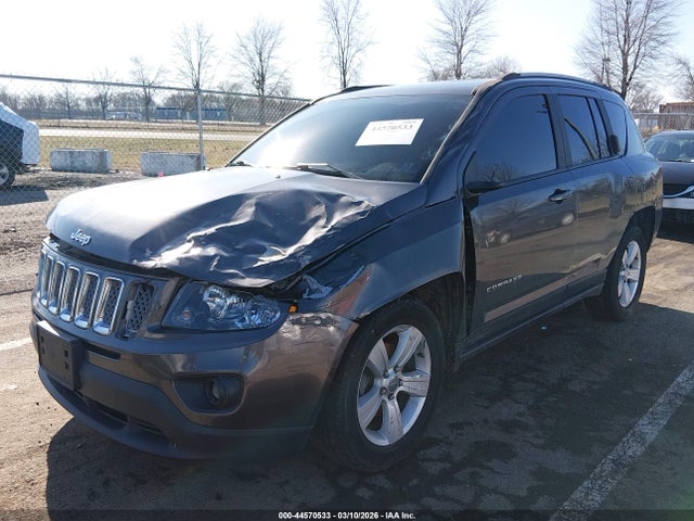 2017 Jeep Compass Latitude 4x4 მანქანა იყიდება აუქციონზე, vin: 1C4NJDEB9HD191975, აუქციონის ნომერი: 44570533