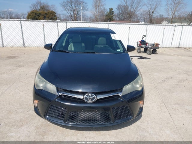 Aukcja sprzedaży 2015 Toyota Camry Se, vin: 4T1BF1FK9FU012912, numer aukcji: 44570548