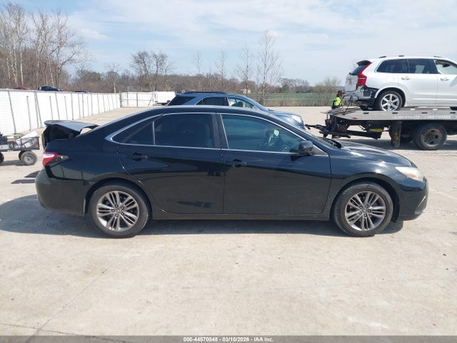 Aukcja sprzedaży 2015 Toyota Camry Se, vin: 4T1BF1FK9FU012912, numer aukcji: 44570548