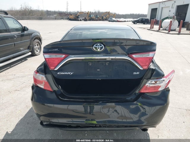 Aukcja sprzedaży 2015 Toyota Camry Se, vin: 4T1BF1FK9FU012912, numer aukcji: 44570548