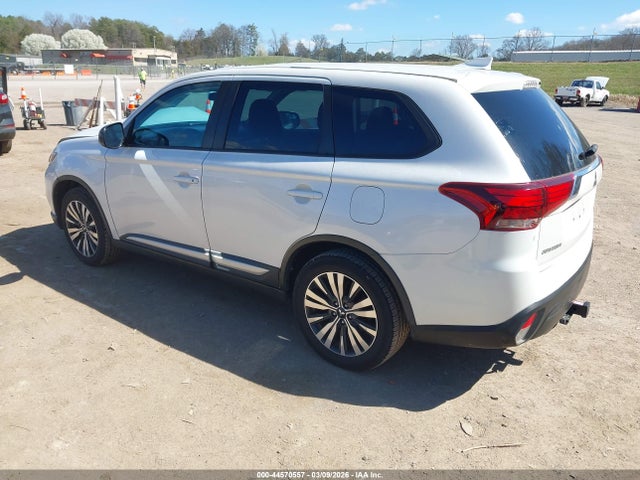 2020 MITSUBISHI OUTLANDER JA4AZ3A3XLZ004121 Photo 2