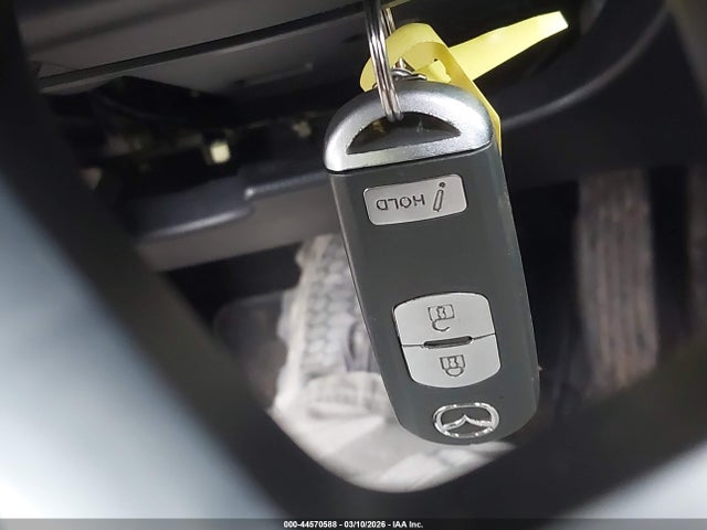 2018 MAZDA MAZDA3 3MZBN1M38JM241692 Photo 10