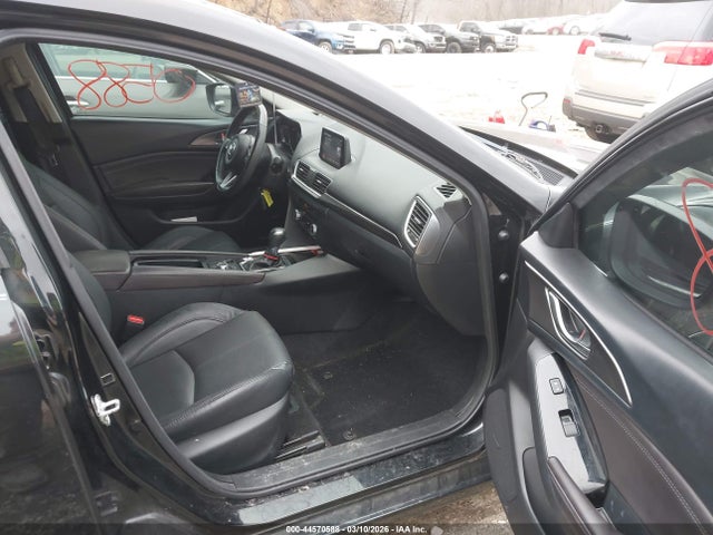 2018 MAZDA MAZDA3 3MZBN1M38JM241692 Photo 4