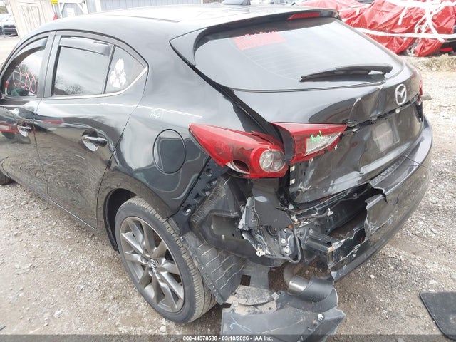 2018 MAZDA MAZDA3 3MZBN1M38JM241692 Photo 5