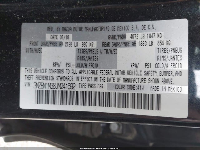 2018 MAZDA MAZDA3 3MZBN1M38JM241692 Photo 8