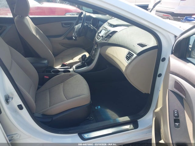 44570592 :رقم المزاد ، 5NPDH4AE8GH675958 vin ، 2016 Hyundai Elantra Value Edition مزاد بيع