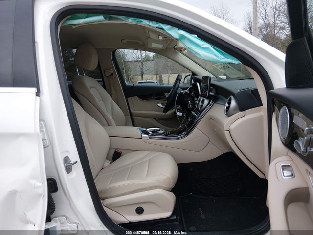 Продажа на аукционе авто 2016 Mercedes-benz Glc 300 4matic, vin: WDC0G4KB7GF090525, номер лота: 44570595