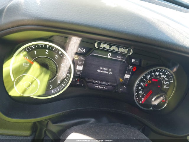 2022 RAM 1500 1C6SRFFT5NN419529 Photo 6