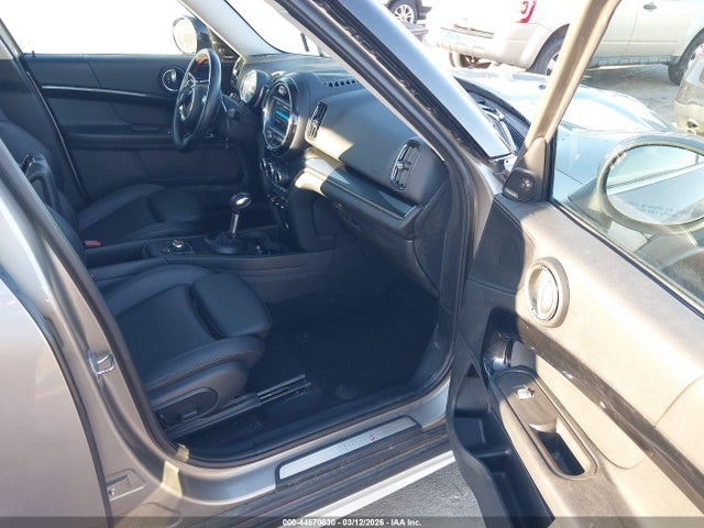 2019 MINI COUNTRYMAN WMZYT5C54K3G92430 Photo 4