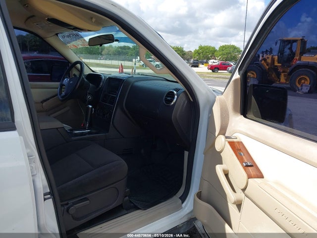 2010 FORD EXPLORER 1FMEU6DE1AUA08617 Photo 4