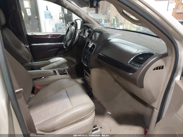 Продажа на аукционе авто 2014 Chrysler Town & Country Touring, vin: 2C4RC1BGXER216238, номер лота: 44570711