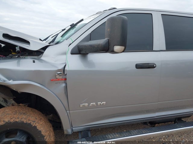 2022 Ram 3500 Chassis Tradesman/slt/laramie/limited მანქანა იყიდება აუქციონზე, vin: 3C7WRTCL6NG246399, აუქციონის ნომერი: 44570755