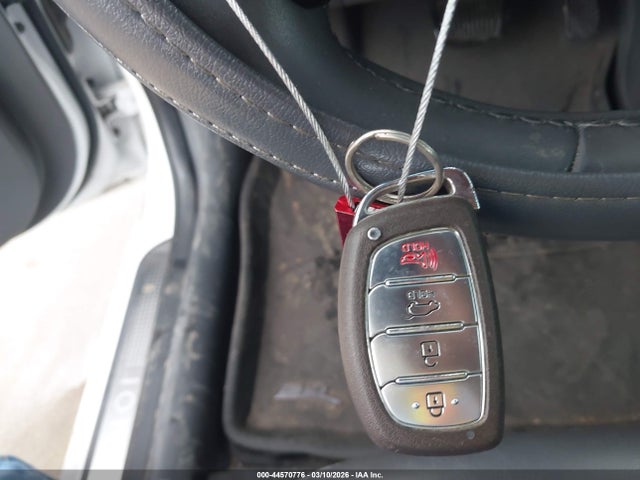 KMHC05LC3JU065639 Hyundai Ioniq Hybrid Limited
