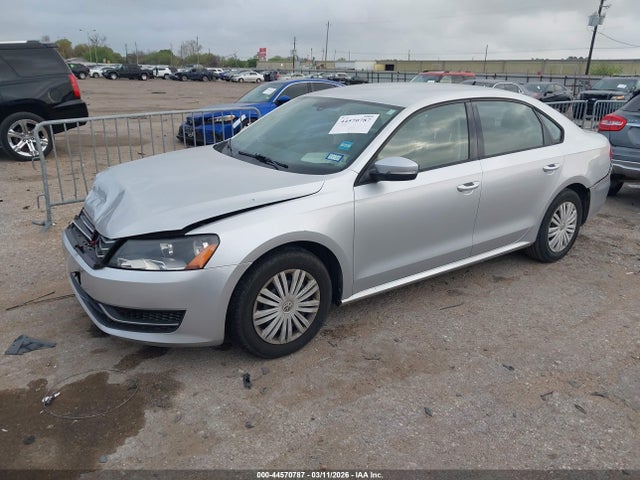 2014 VOLKSWAGEN PASSAT 1VWAS7A34EC100668 Photo 1