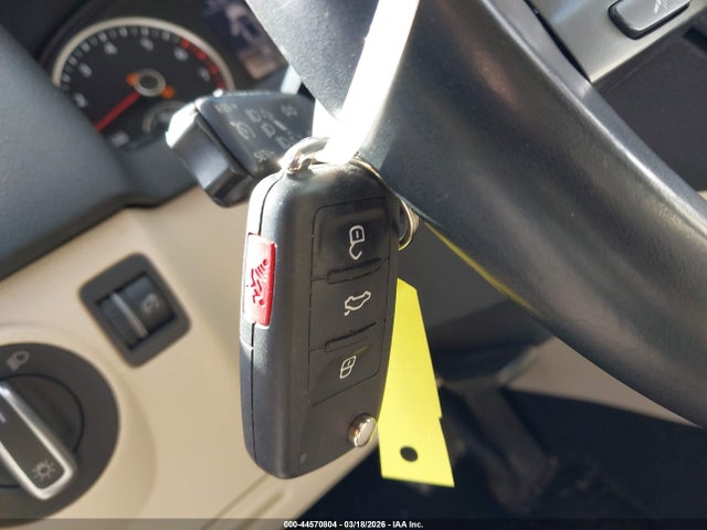 44570804 :رقم المزاد ، WVGBV7AX4GW076824 vin ، 2016 Volkswagen Tiguan S مزاد بيع