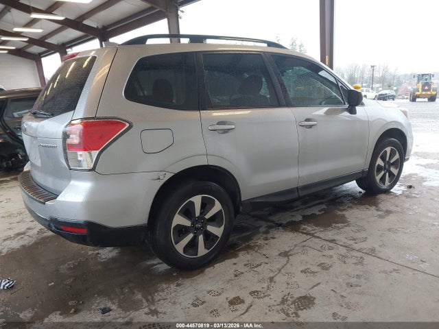 2018 SUBARU FORESTER JF2SJABC5JH608166 Photo 3
