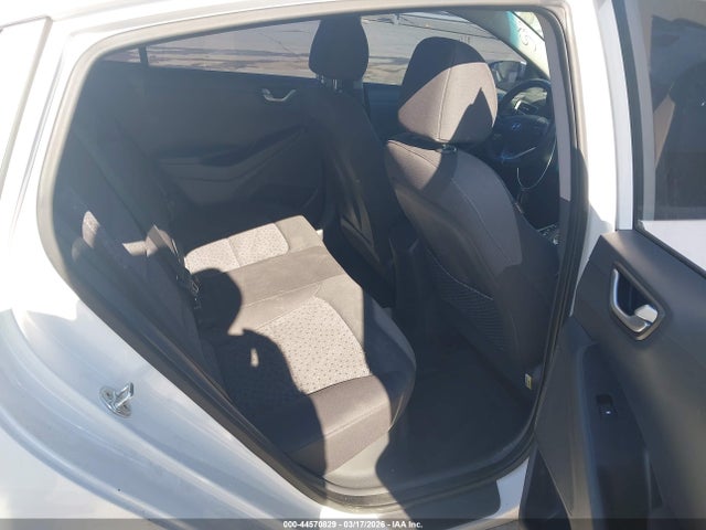 44570829 :رقم المزاد ، KMHC65LDXKU105711 vin ، 2019 Hyundai Ioniq Plug-in Hybrid مزاد بيع