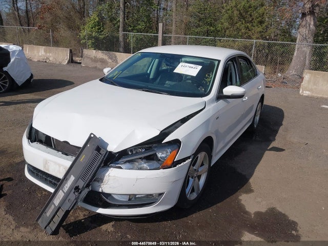 Продаж на аукціоні авто 2015 Volkswagen Passat 1.8t Limited Edition, vin: 1VWAT7A34FC105884, номер лоту: 44570849