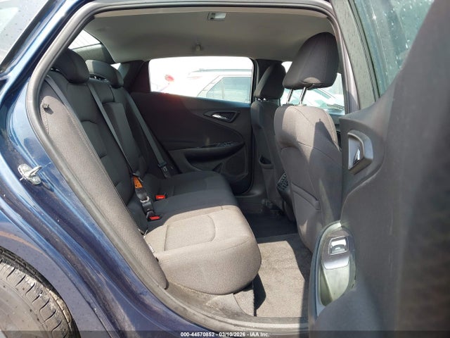 1G1ZD5ST3NF151282 Chevrolet Malibu Fwd Lt