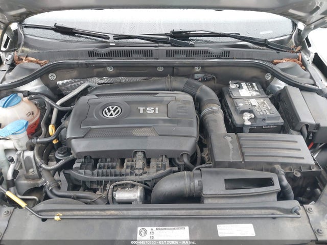 Продажа на аукционе авто 2015 Volkswagen Jetta 1.8t Se, vin: 3VWD17AJ9FM258289, номер лота: 44570853