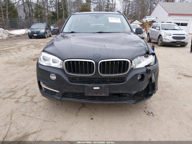 44570860 :رقم المزاد ، 5UXKS4C52F0N11041 vin ، 2015 Bmw X5 Xdrive35d مزاد بيع