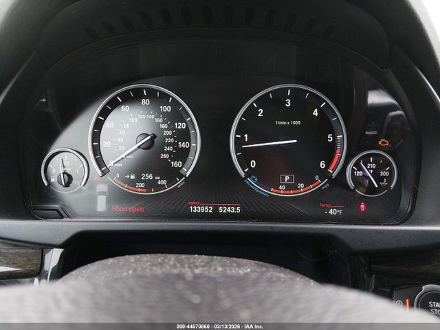 44570860 :رقم المزاد ، 5UXKS4C52F0N11041 vin ، 2015 Bmw X5 Xdrive35d مزاد بيع