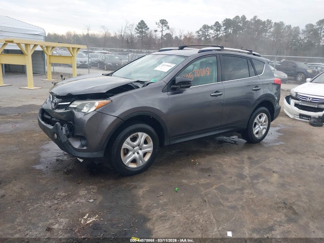 2T3BFREV3EW224396 Toyota RAV4 LE