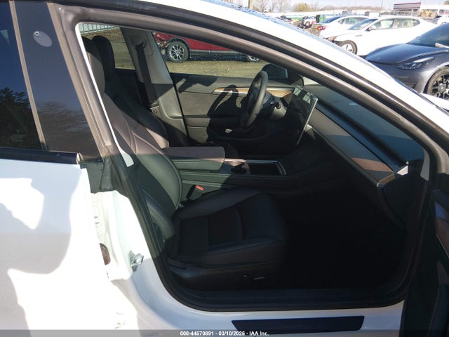 2023 TESLA MODEL 3 5YJ3E1EA7PF611340 Photo 4