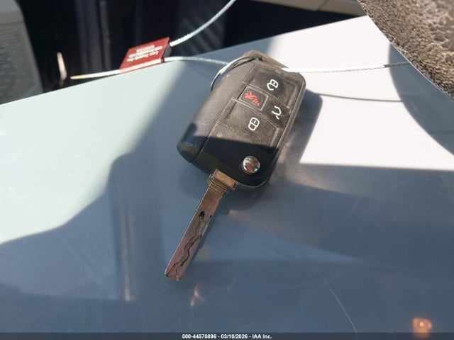 2019 VOLKSWAGEN JETTA 3VWCB7BU7KM214948 Photo 10