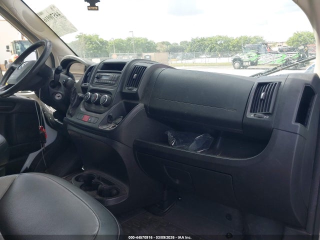 44570916 :رقم المزاد ، 3C6TRVAGXHE545984 vin ، 2017 Ram Promaster 1500 Low Roof 136 Wb مزاد بيع