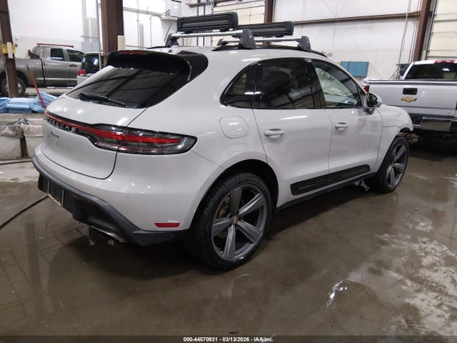 Porsche Macan T 2024 WP1AA2A56RLB04364 Image 4