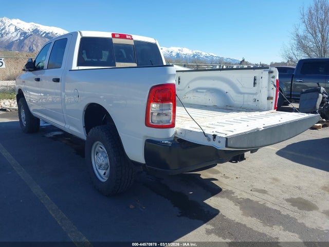 2020 RAM 2500 3C6UR5CJ4LG224940 Photo 2