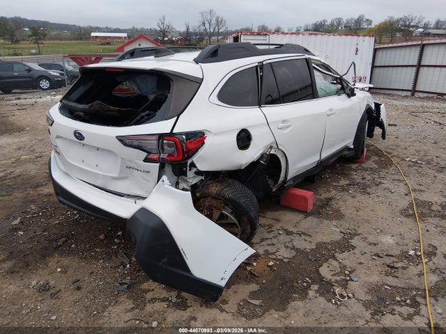 44570993 :رقم المزاد ، 4S4BTADC8M3116122 vin ، 2021 Subaru Outback Premium مزاد بيع