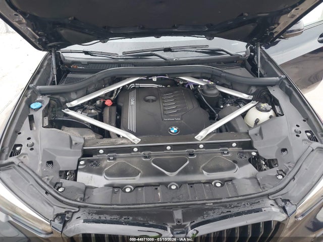 2022 BMW X5 5UXCR4C04N9K13959 Photo 9