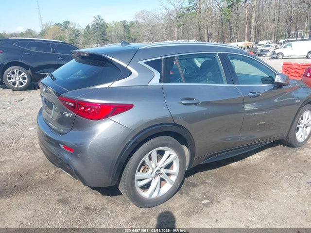 2017 INFINITI QX30 SJKCH5CP1HA028551 Photo 3