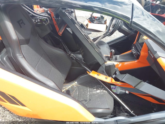 57XAARGB4P8158437 Polaris Slingshot R