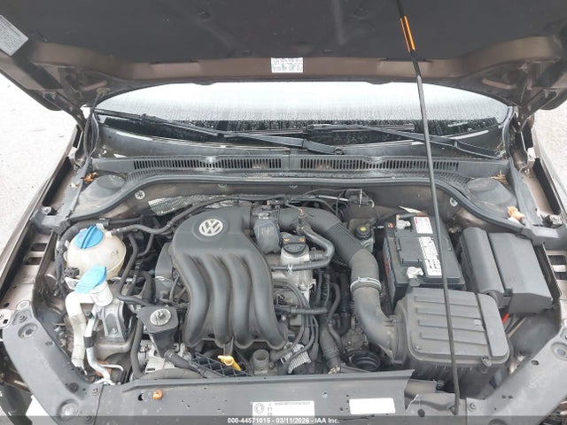 2013 Volkswagen Jetta 2.0l S მანქანა იყიდება აუქციონზე, vin: 3VW2K7AJ3DM271928, აუქციონის ნომერი: 44571015