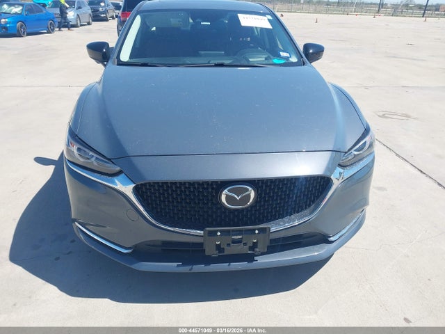 JM1GL1WY1M1618131 Mazda Mazda6 Carbon Edition