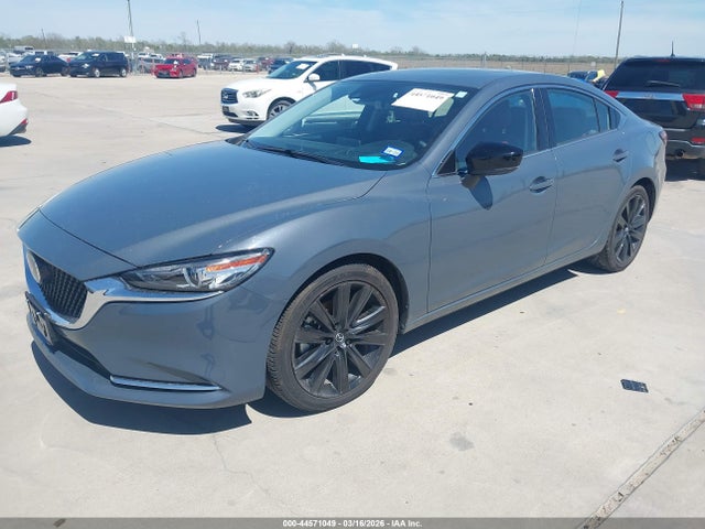 JM1GL1WY1M1618131 Mazda Mazda6 Carbon Edition