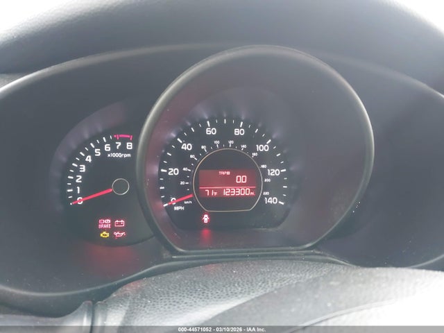 KNDJN2A29G7857095 KIA Soul