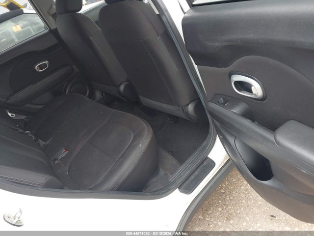 KNDJN2A29G7857095 KIA Soul