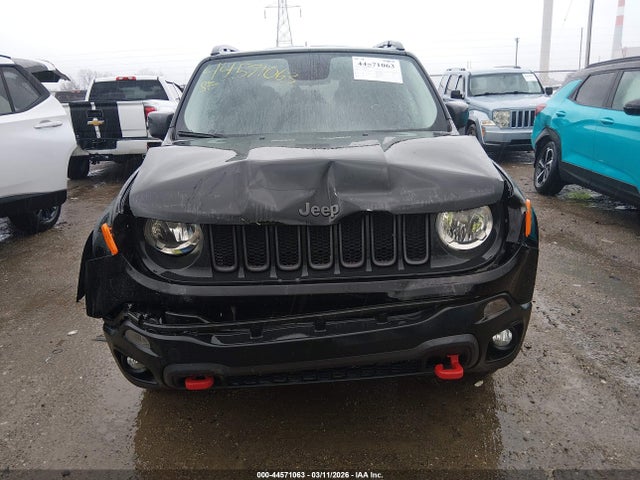 2015 Jeep Renegade Trailhawk მანქანა იყიდება აუქციონზე, vin: ZACCJBCT6FPC00590, აუქციონის ნომერი: 44571063