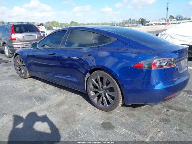 2019 TESLA MODEL S 5YJSA1E24KF336048 Photo 2