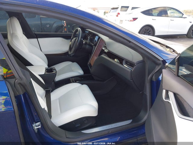 2019 TESLA MODEL S 5YJSA1E24KF336048 Photo 4