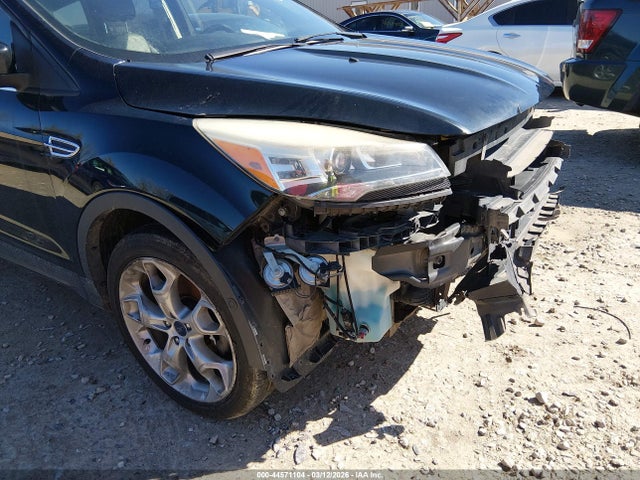 44571104 :رقم المزاد ، 1FMCU0J99GUC15986 vin ، 2016 Ford Escape Titanium مزاد بيع