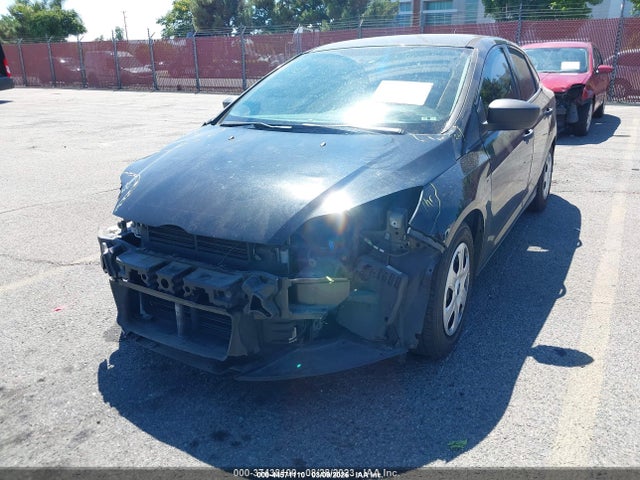 1FADP3E26EL220327 Ford FOCUS S