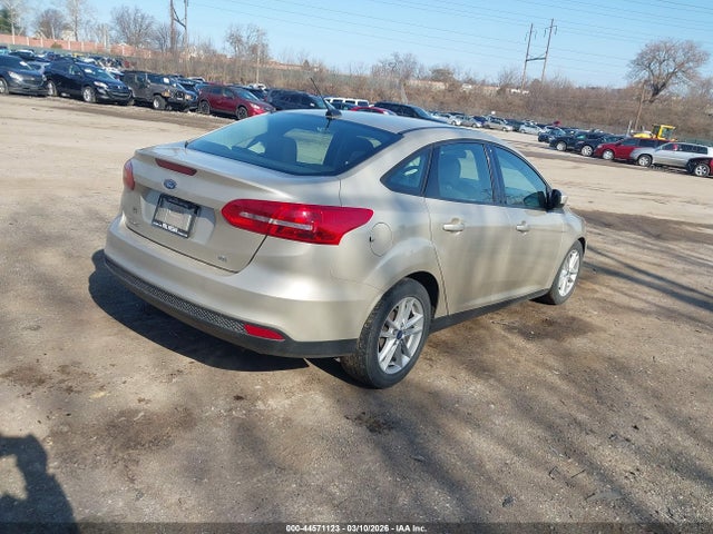 Ford FOCUS SE 2017 1FADP3F27HL327907 Image 4
